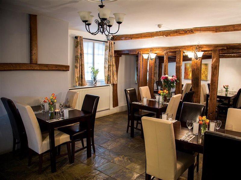 Stay And Relax At The Yew Tree Manuden Exterior photo