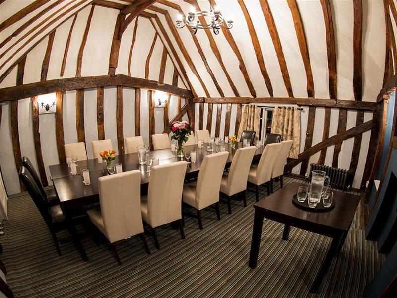 Stay And Relax At The Yew Tree Manuden Exterior photo