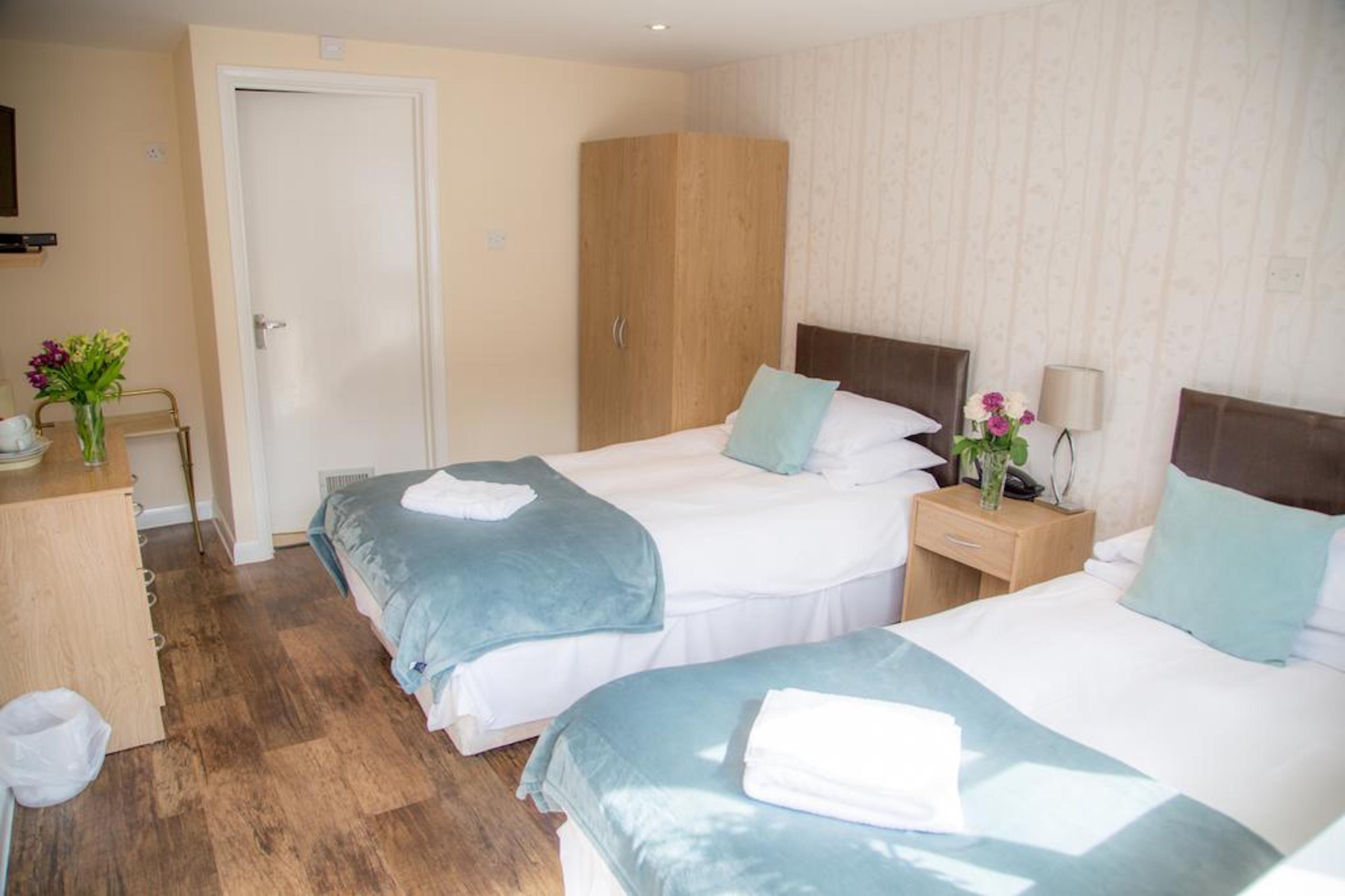 Stay And Relax At The Yew Tree Manuden Exterior photo